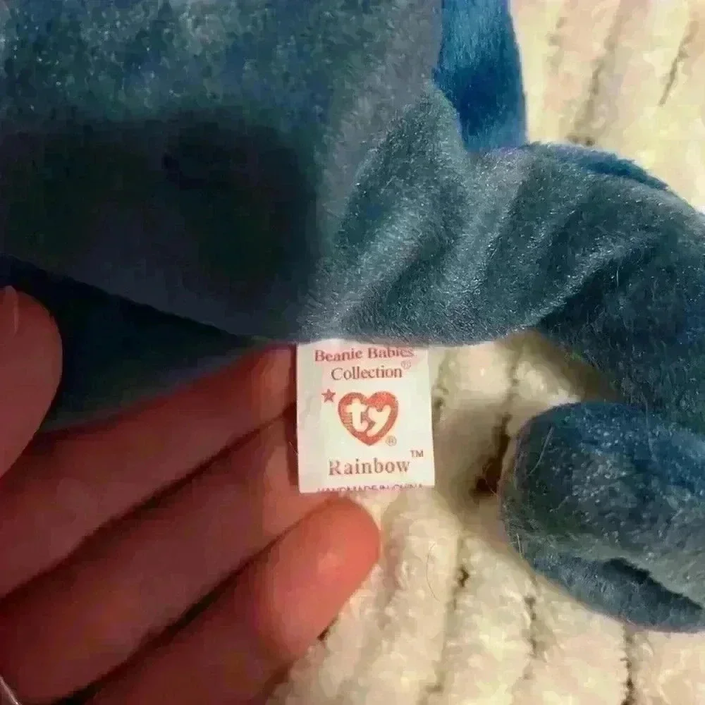 Ty Beanie Baby Rainbow.